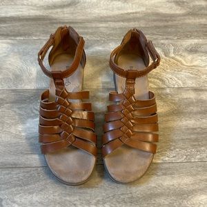 Beartraps sandals